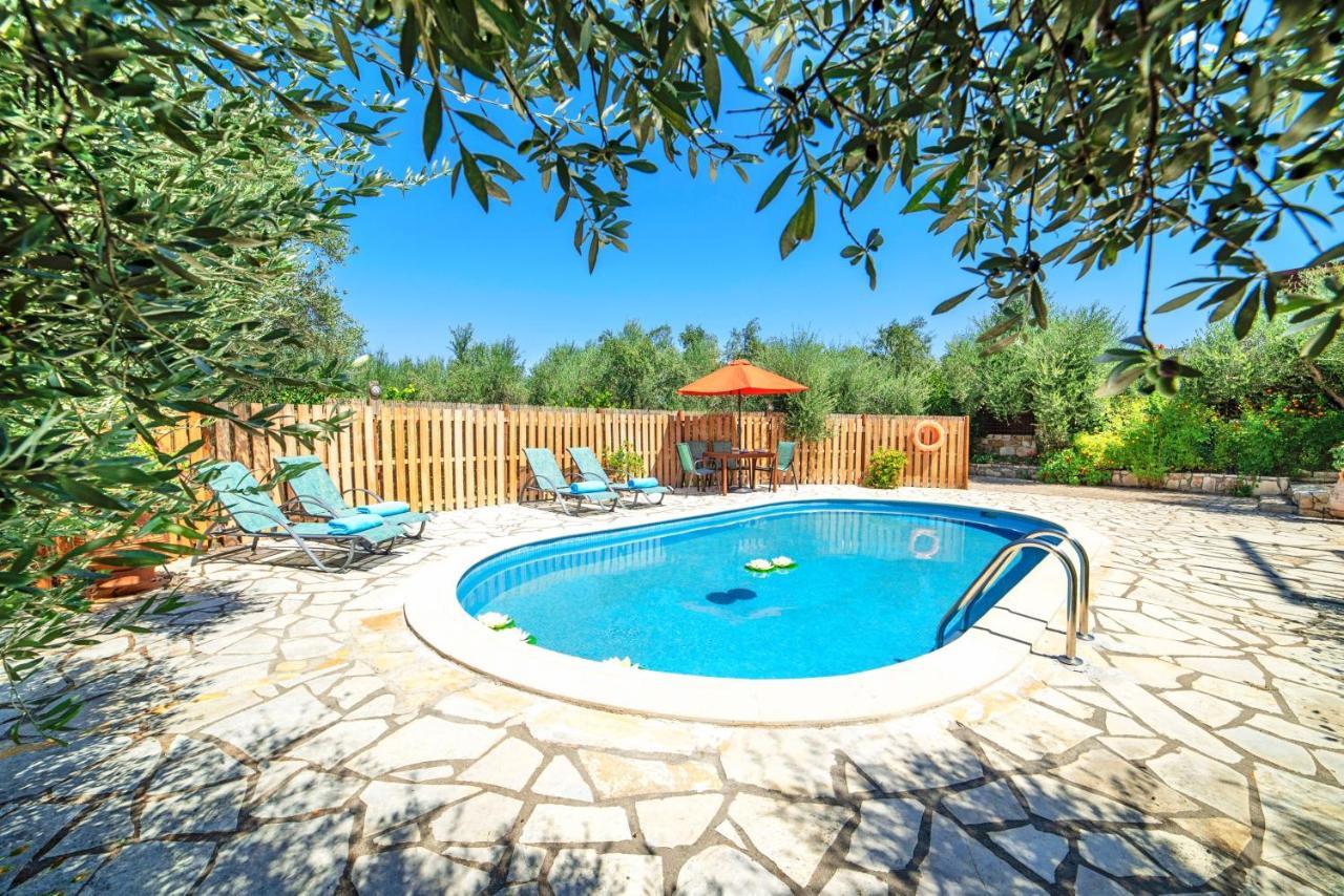 Sentido Villas Armenoi  ภายนอก รูปภาพ